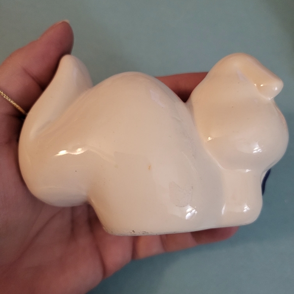 Cute Pair if Ceramic Ghosts with Pumpkins - Picture 7 of 8